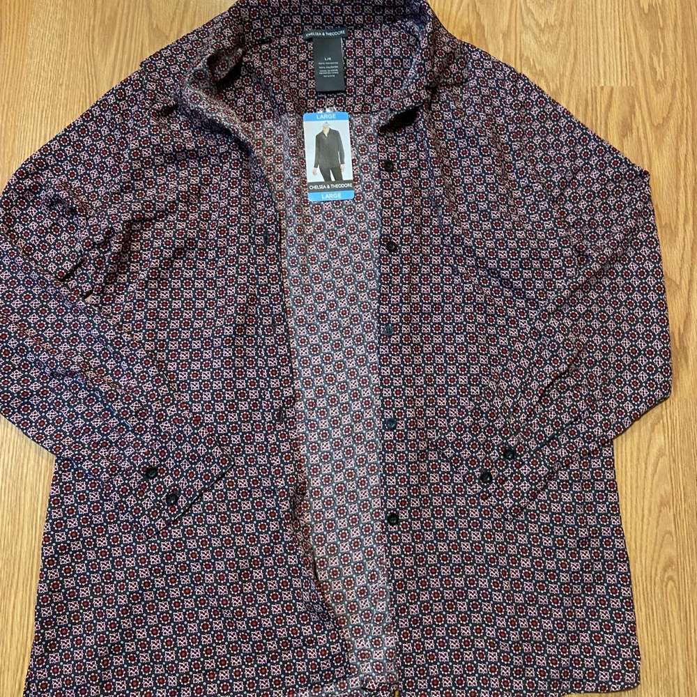 Chelsea & Theodore Long Sleeve ButtonUp Blouse